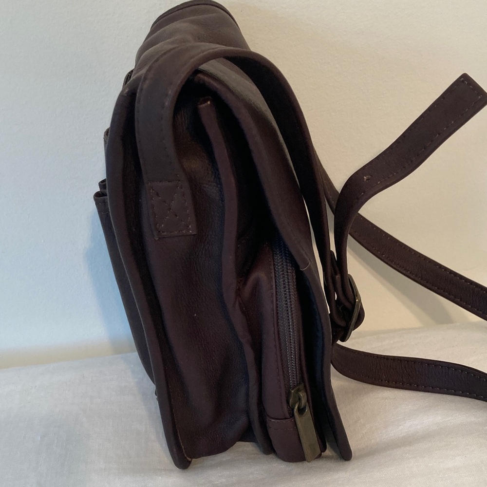 Romag Crossbody Brown buttery Leather Bag - Picture 3 of 17